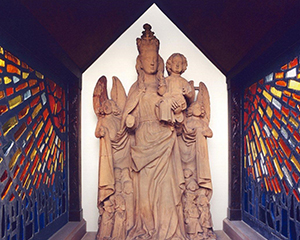 ファルケンベルク 聖母子像